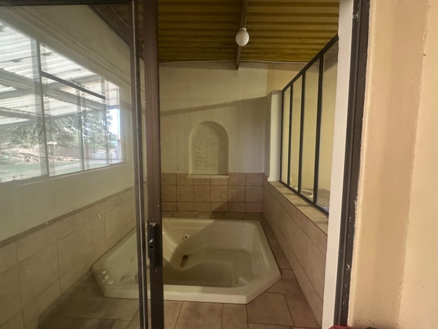 3 Bedroom Property for Sale in Retief Eastern Cape